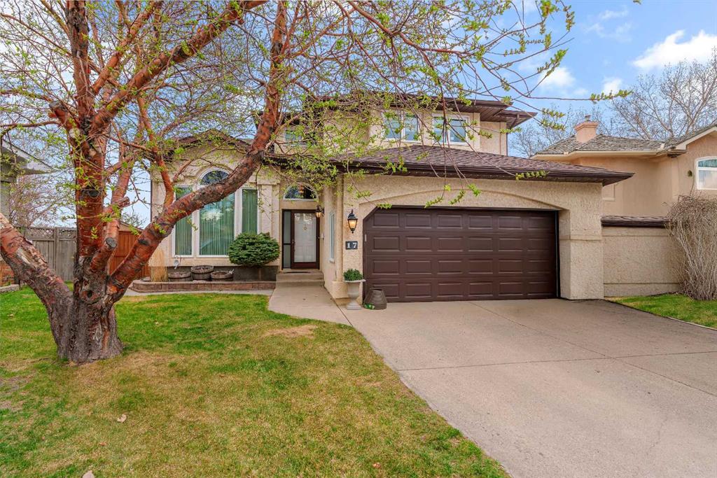 17 Silverstone Mews NW, Calgary, Alberta, T3B 5K8