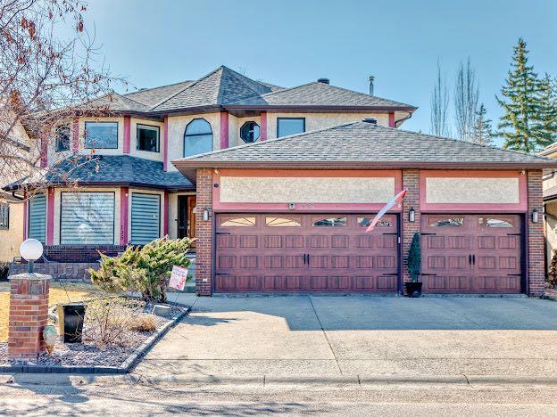 135 Canter Place SW, Calgary, Alberta, T2W5M9