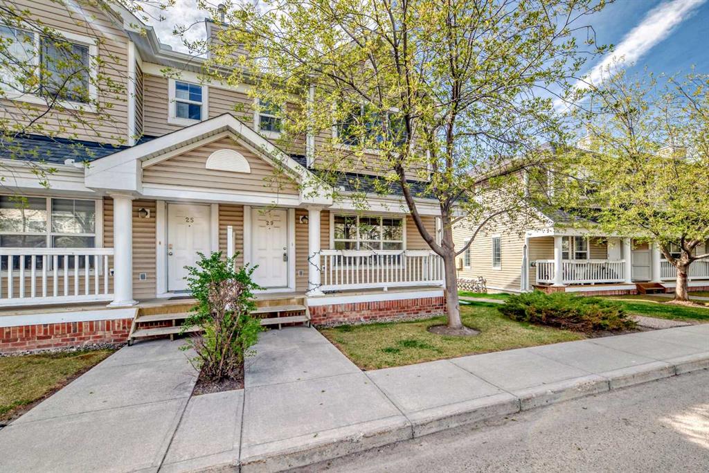 29 Country Village Gate NE, Calgary, Alberta, T3K 0E7