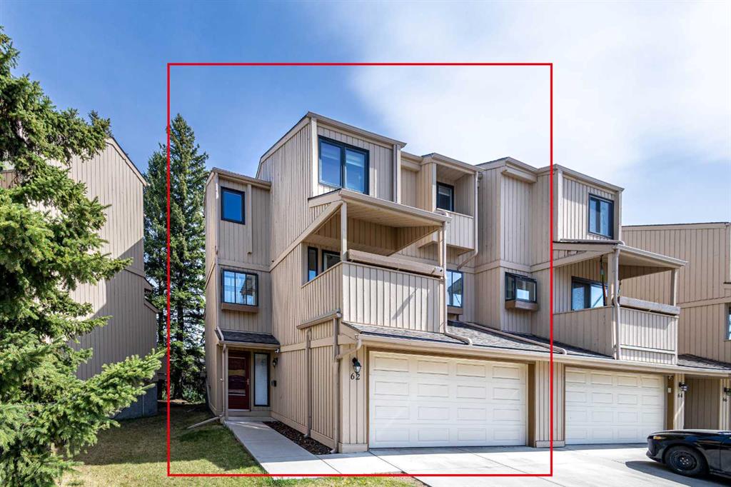 62 Beacham Way NW, Calgary, Alberta, T3K 5K4