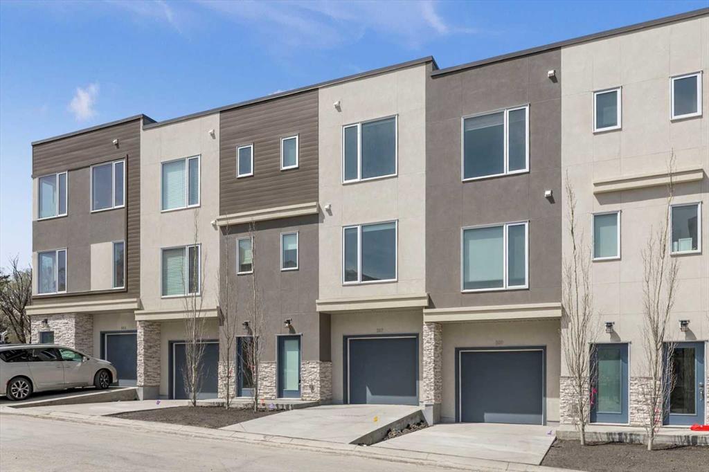507 Shawnee Square SW, Calgary, Alberta, T2Y0W4