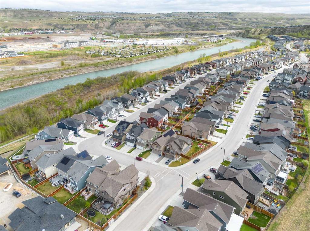 218 Riviera View, Cochrane, Alberta, T4C 0Z2