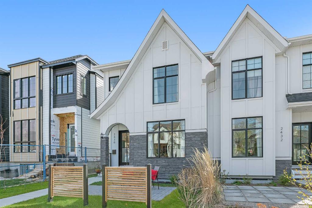 2430 27 Street SW, Calgary, Alberta, T3E 2G3
