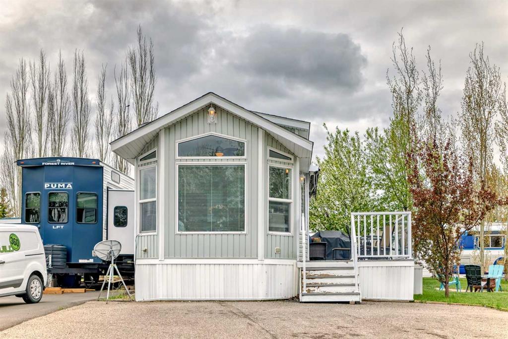#195 370165 79 Street E, Rural Foothills County, Alberta, T0L 0A0