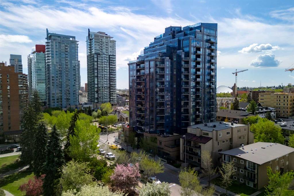 #203 303 13 Avenue SW, Calgary, Alberta, T2R 0Y9