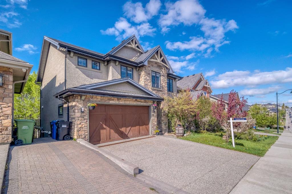 9322 14 Avenue SW, Calgary, Alberta, T3H 0M1
