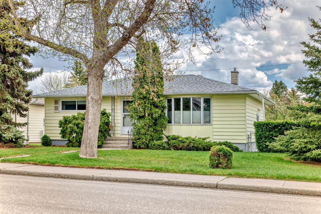 48 Hudson Road NW, Calgary, Alberta, T2K2B1
