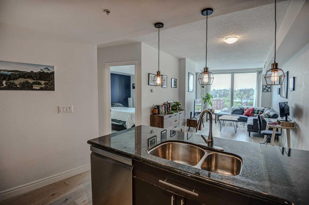 #903 817 15 Avenue SW, Calgary, Alberta, T2R 0H8