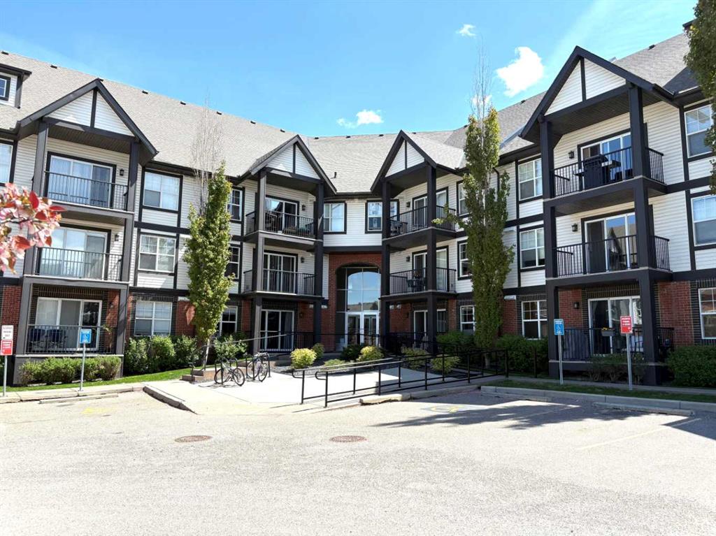 #201 250 New Brighton Villas, Calgary, Alberta, T2Z 0T8