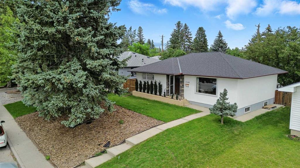 3128 49 Street SW, Calgary, Alberta, T3E 3Y2