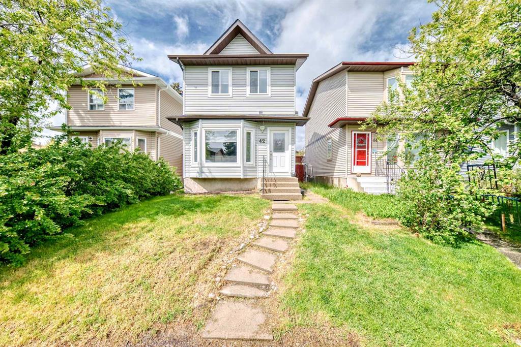 42 Taraglen Road NE, Calgary, Alberta, T3J 2N6