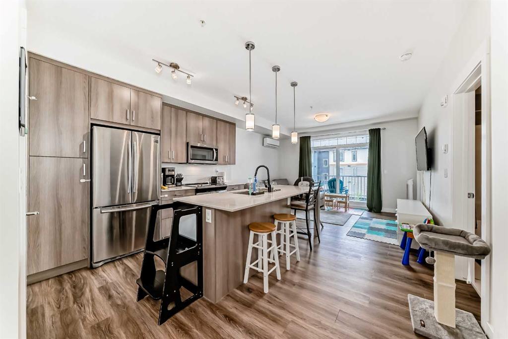 #313 200 Auburn Meadows Common SE, Calgary, Alberta, T3M 3A8