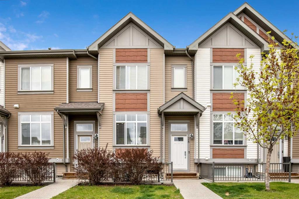 28 Copperpond Rise SE, Calgary, Alberta, T2Z 5B9