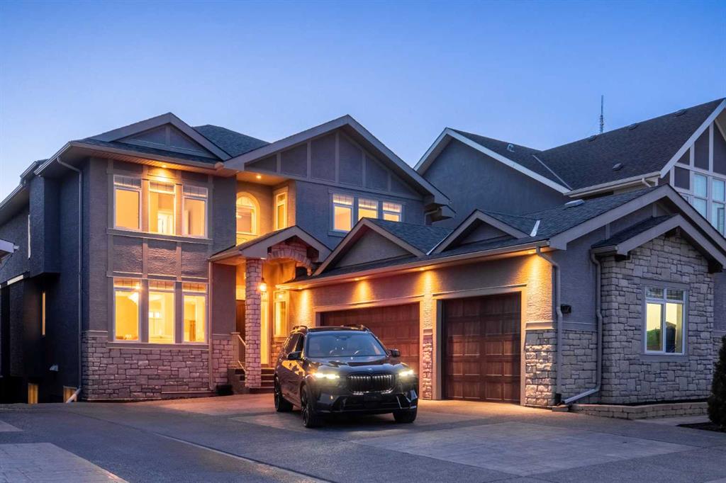 11 Westland Manor SW, Calgary, Alberta, T3H0W2