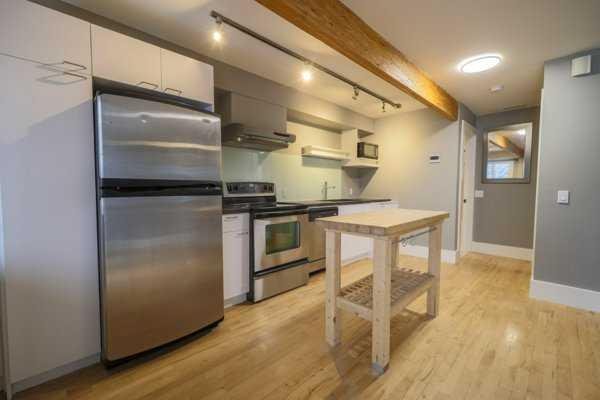 #1 2044 35 Avenue SW, Calgary, Alberta, T2T2E1