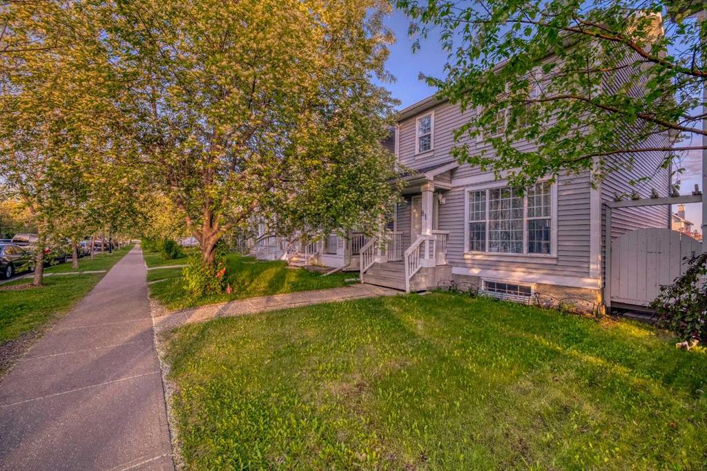 81 Prestwick Avenue SE, Calgary, Alberta, T2Z 3W7
