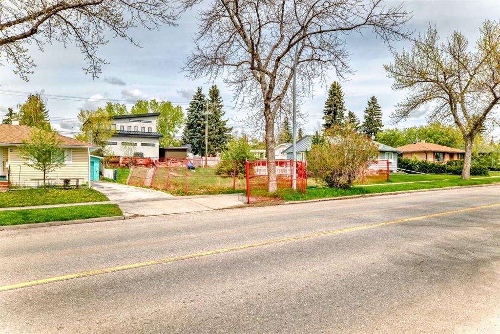 523 Northmount Drive NW, Calgary, Alberta, T2K3J1