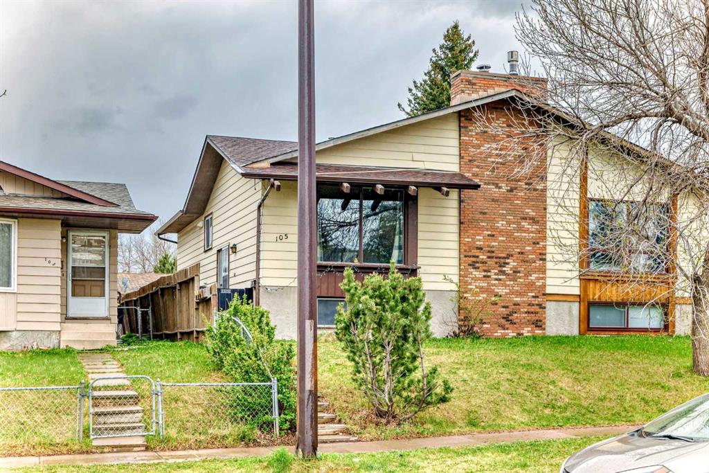 105 Berwick Drive NW, Calgary, Alberta, T3K 1E7