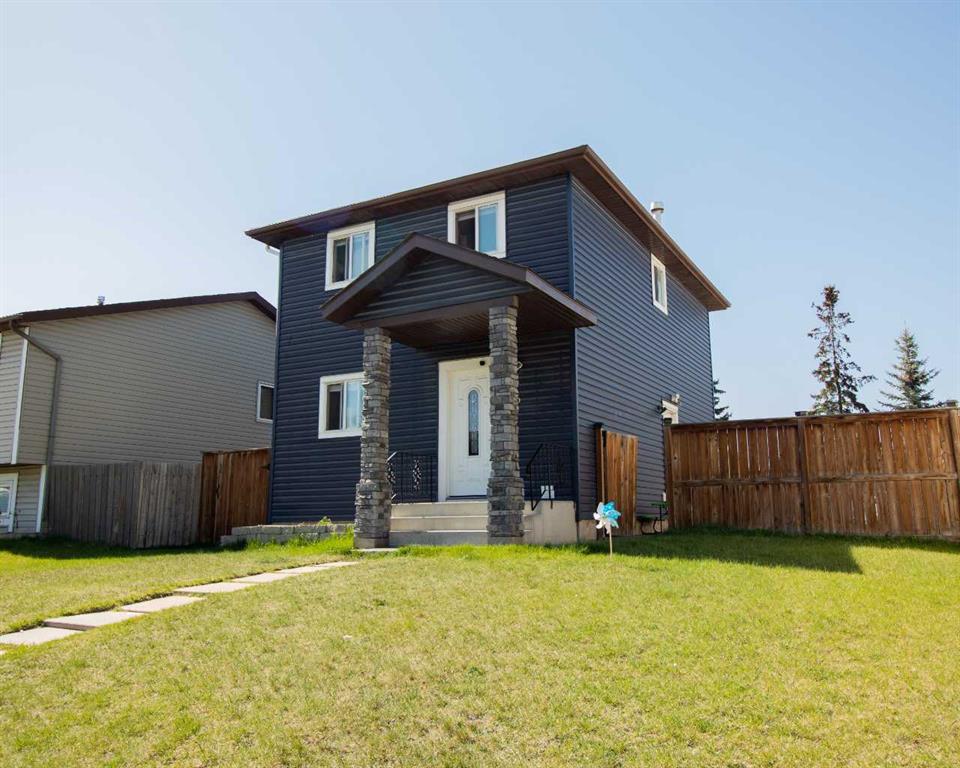 16 Castleridge Road NE, Calgary, Alberta, T3J 1R2