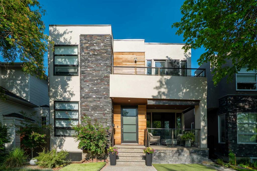 2412 26A Street SW, Calgary, Alberta, T2E 2C5