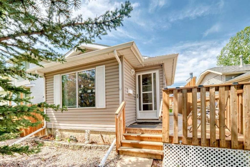 27 Martinview Crescent NE, Calgary, Alberta, T3J 2S2