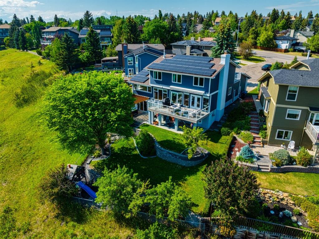 19 Strathcona Bay SW, Calgary, Alberta, T3H1N5