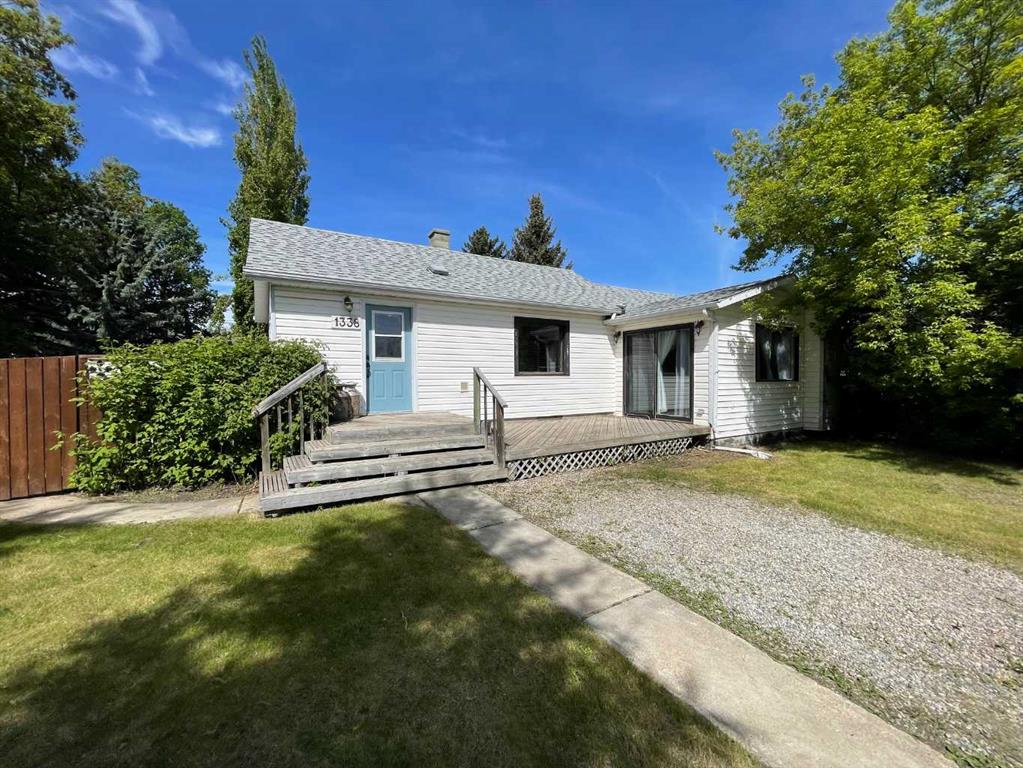 1338 24 Street, Didsbury, Alberta, T0M 0W0