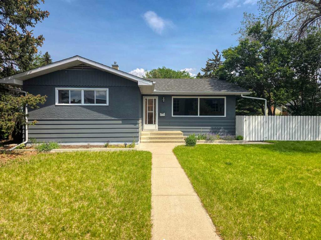 5104 Grove Hill Road SW, Calgary, Alberta, T3E 4G6