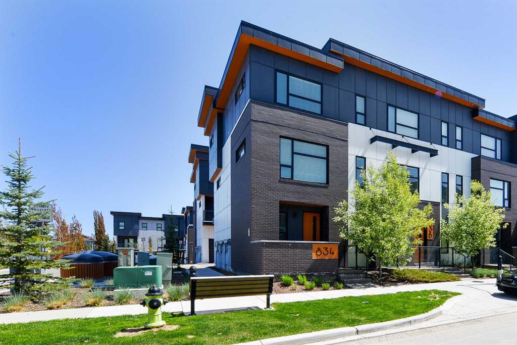 834 78 Street SW, Calgary, Alberta, T3H 6B2