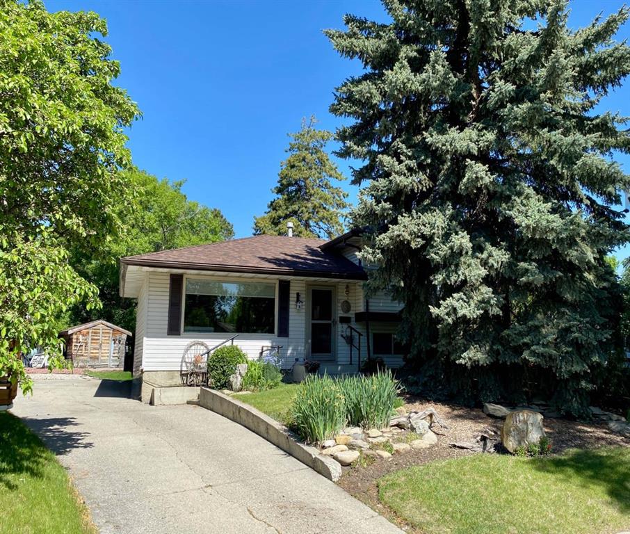 111 Lynnbrook Bay SE, Calgary, Alberta, T2C 1S7