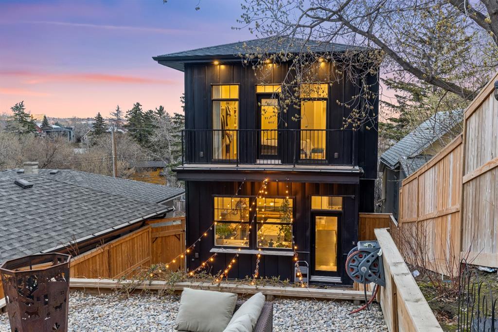 1129 Maggie Street SE, Calgary, Alberta, T2G 4L8