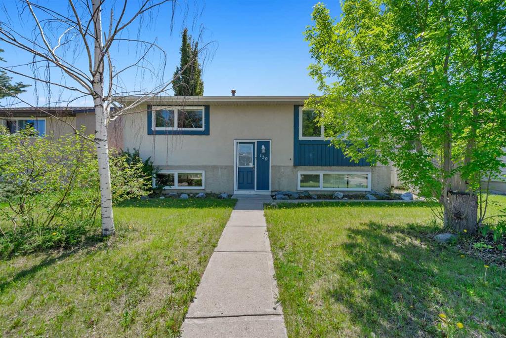 159 Pinecliff Way NE, Calgary, Alberta, T1Y 3X2