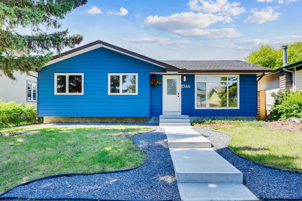1344 Lake Michigan Crescent SE, Calgary, Alberta, T2J 3G1
