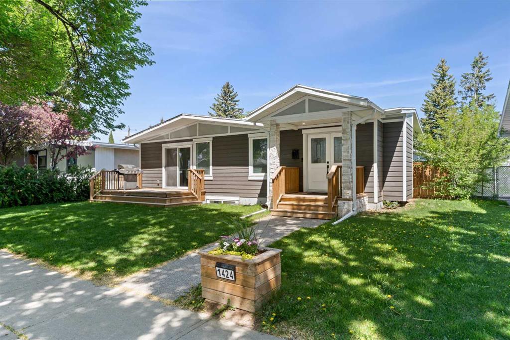 1424 Northmount Drive NW, Calgary, Alberta, T2L 0G2