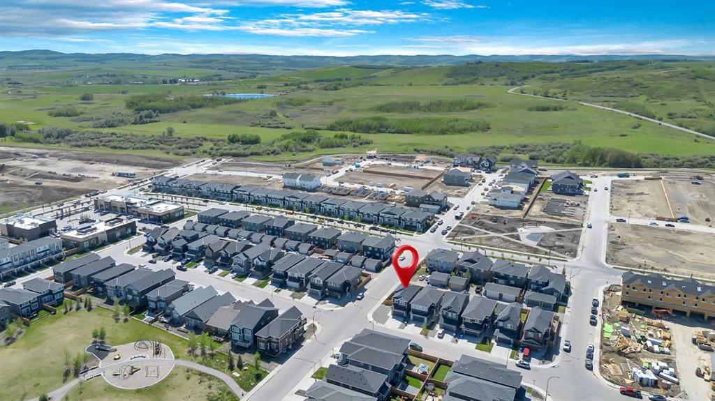 31 Creekside Grove SW, Calgary, Alberta, T2X 4A8