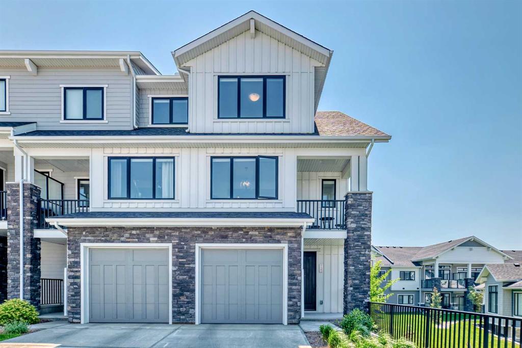 932 Crestridge Common SW, Calgary, Alberta, T3B6L6