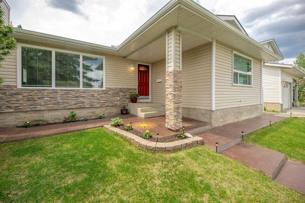 20 Woodford Crescent SW, Calgary, Alberta, T2W4C4