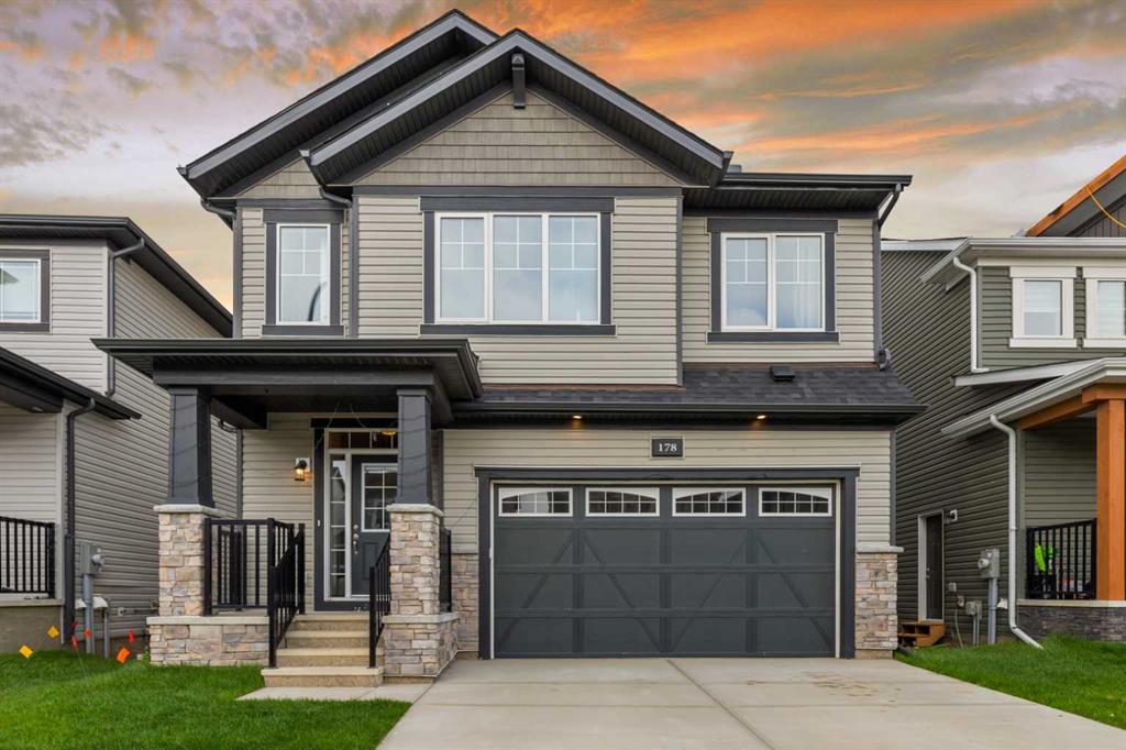 178 Carringford Close NW, Calgary, Alberta, T3P 2H1