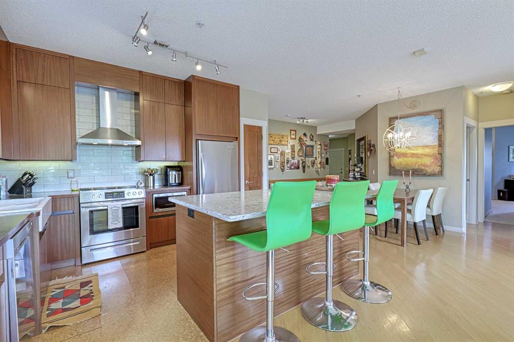 #119 200 Lincoln Way SW, Calgary, Alberta, T3E7G7