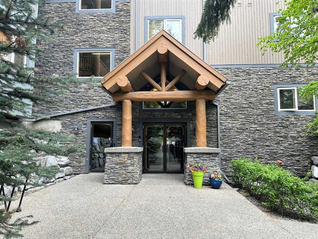 #207 155 Crossbow Place, Canmore, Alberta, T1W 3H6