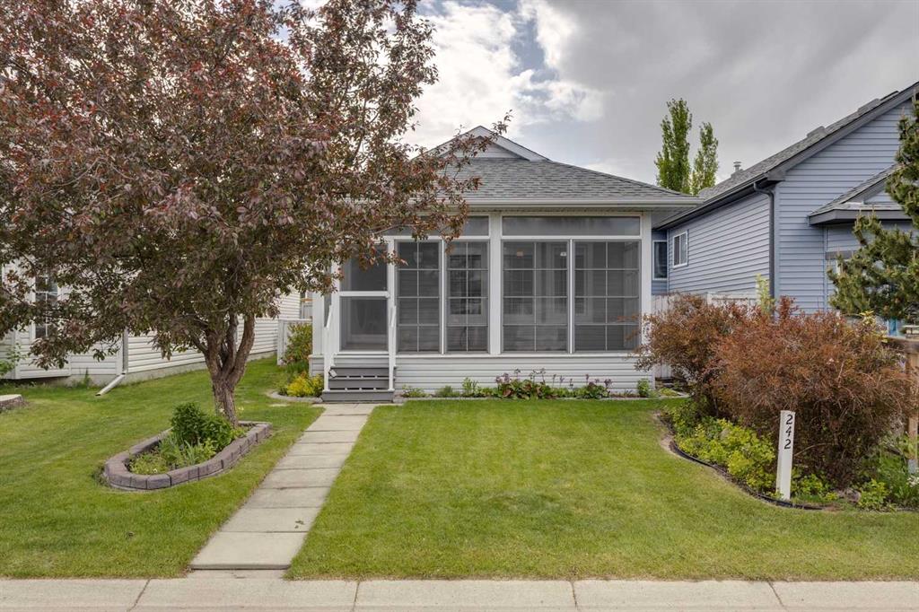 242 Covington Close NE, Calgary, Alberta, T3K 4L8