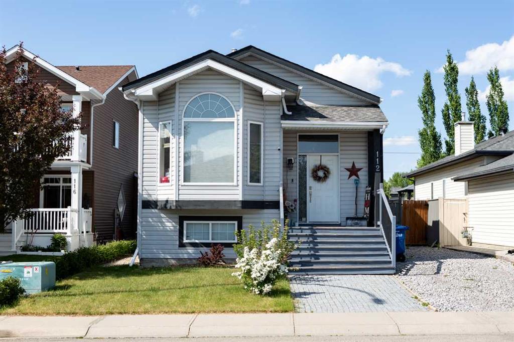 112 Woodside Circle NW, Airdrie, Alberta, T4B 2J8