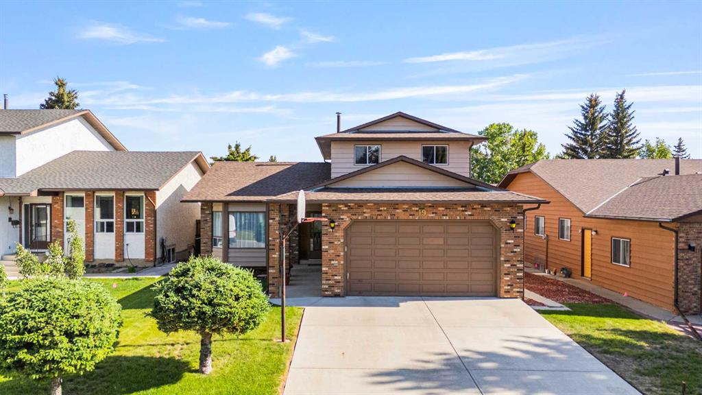 19 Edforth Way NW, Calgary, Alberta, T3A 3V5