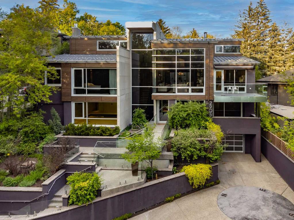 2906 Marquette Street SW, Calgary, Alberta, T2T 3E3