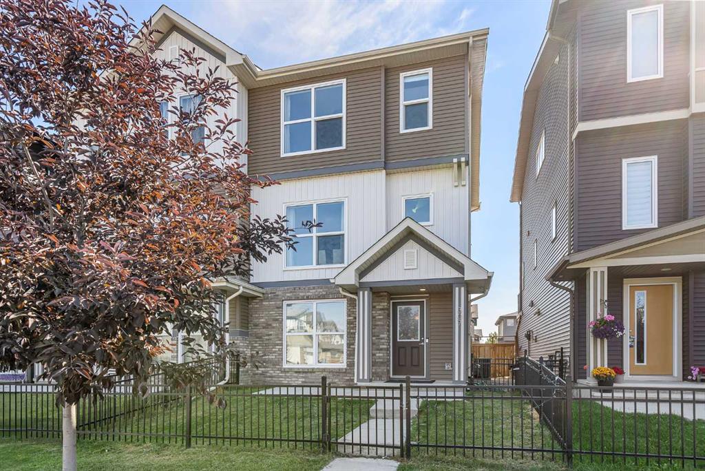 307 Walgrove Boulevard SE, Calgary, Alberta, T2X4C8