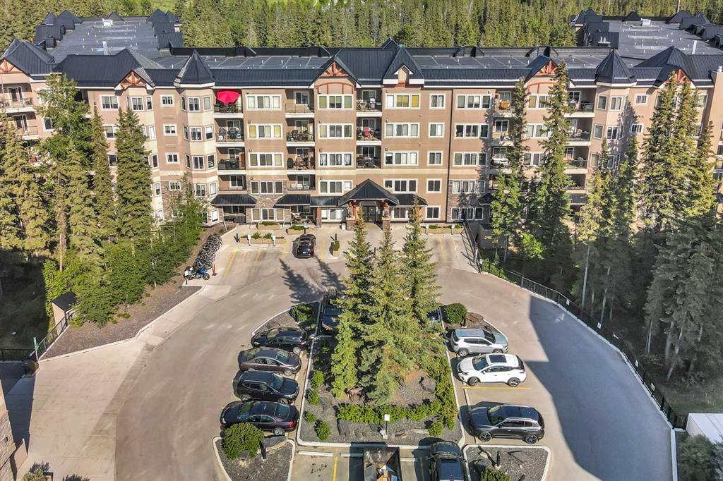 #110 20 Discovery Ridge Close SW, Calgary, Alberta, T3H 5X4