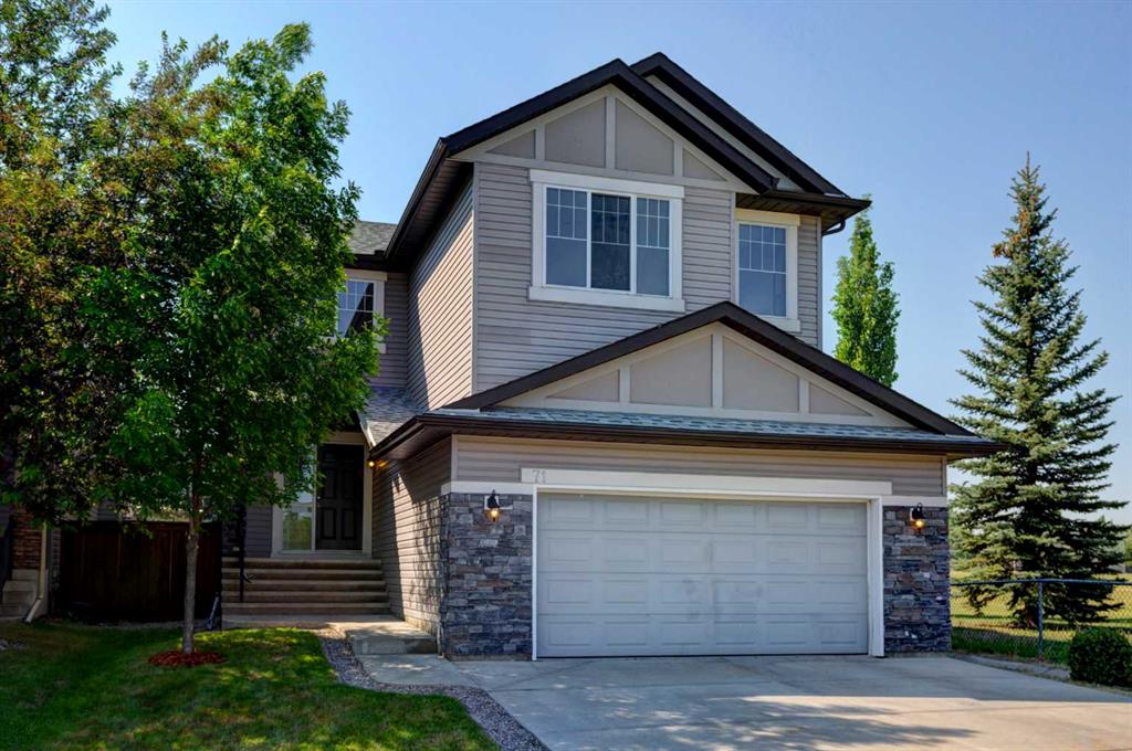 71 Chapman Green SE, Calgary, Alberta, T2X 0E7