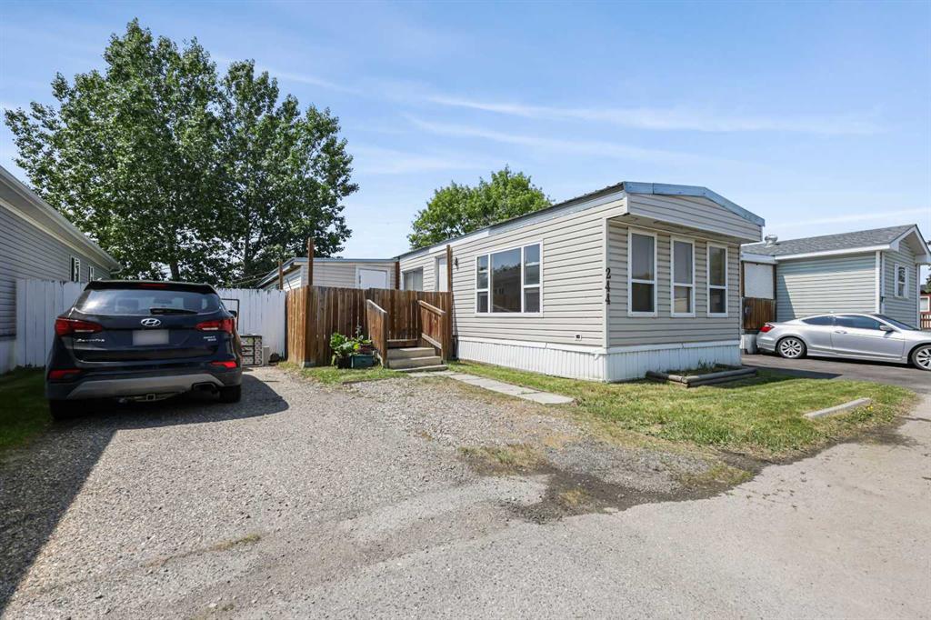 #244 6220 17 Avenue SE, Calgary, Alberta, T2A 0W6