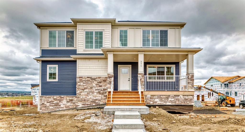 371 Carringvue Grove NW, Calgary, Alberta, T3P 2M2