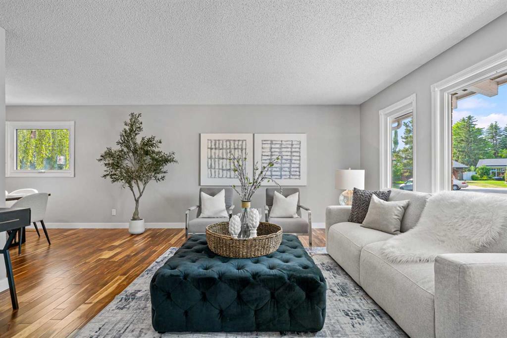 308 Parkridge Green SE, Calgary, Alberta, T2J 5G2